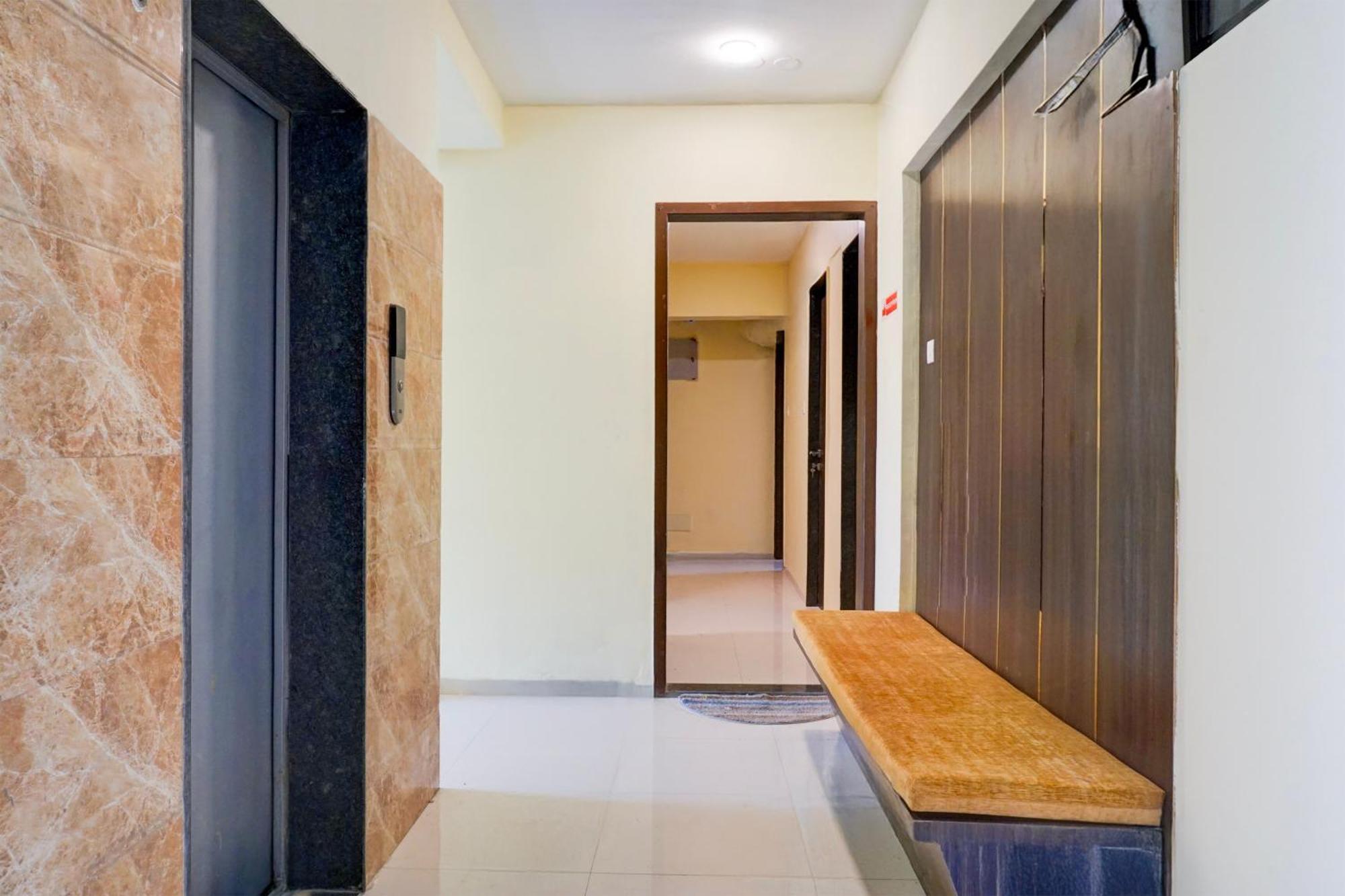 Super Collection O Veerbhadra Nagar Baner Hotel Meribel Village Bagian luar foto